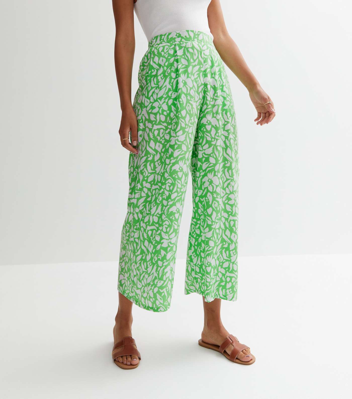 Tall Green Pattern Wide Leg Crop Trousers Image 2