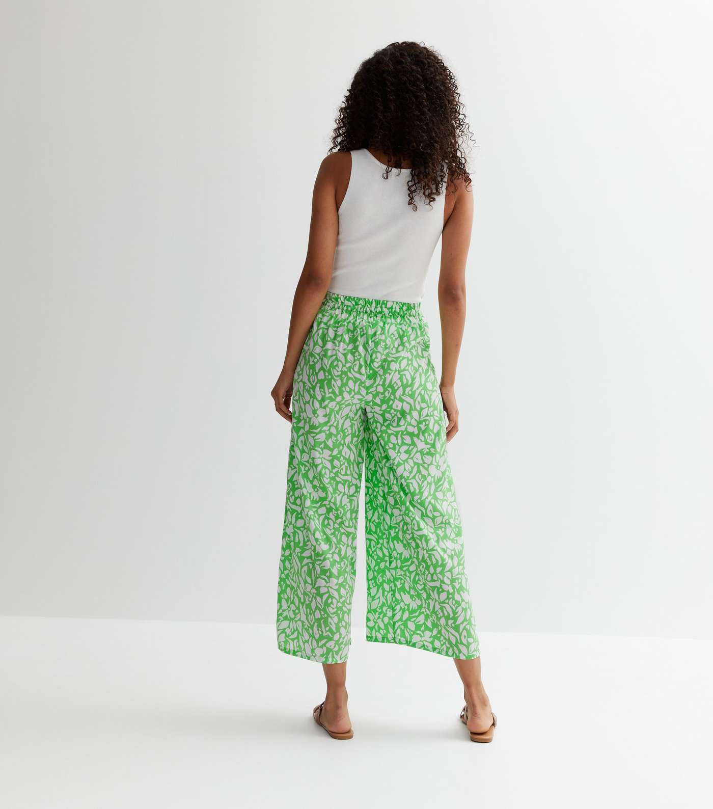 Tall Green Pattern Wide Leg Crop Trousers Image 4