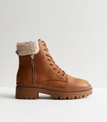 Tan 2025 fur boots