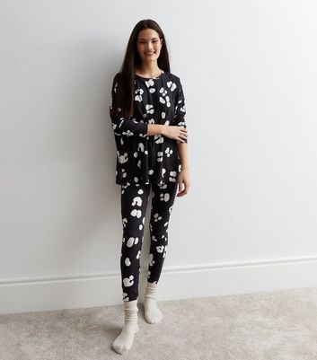Black Legging Pyjama Set with Leopard Print New Look