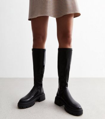 Stretch clearance leg boots