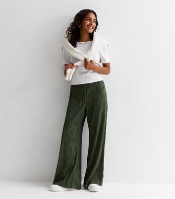 Petite Khaki Ripple Wide Leg Trousers New Look