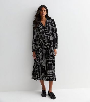 Black Abstract Long Sleeve Belted Pleated Midi Dress | New Look