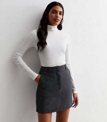 Grey & black check pleated mini skirt