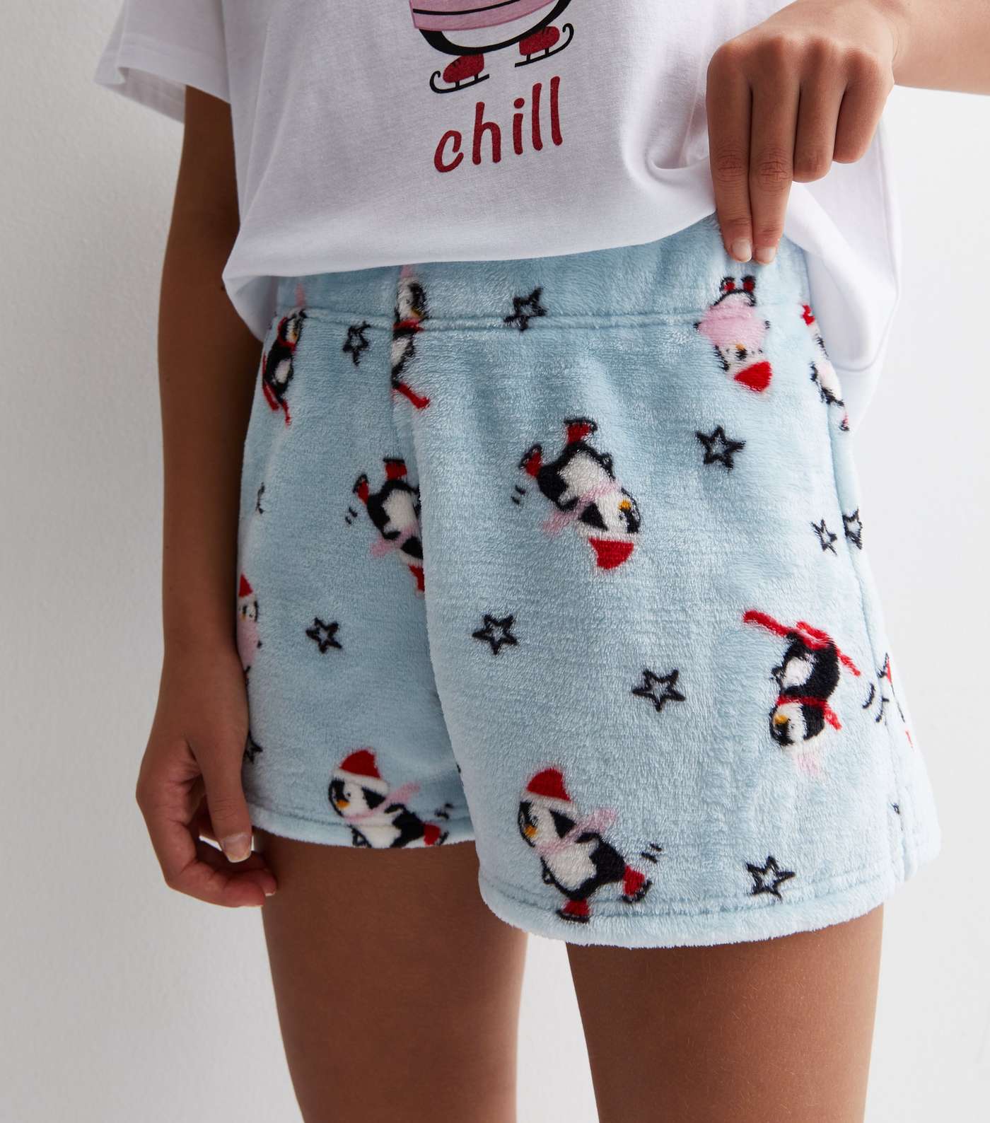 Girls White Christmas Short Pyjama Set with Penguin Print Image 3