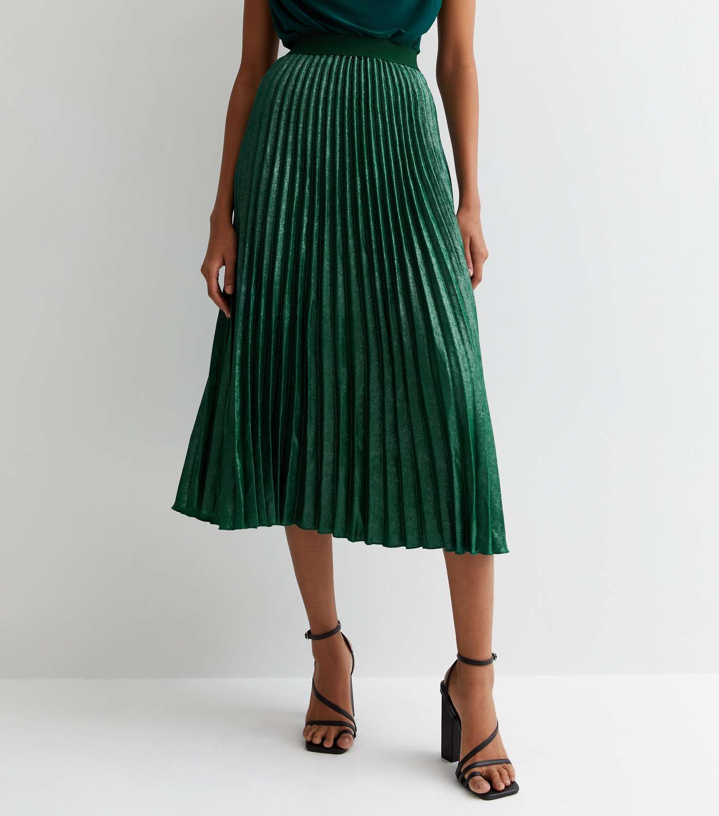 Gini London Green Pleated Midi Skirt Image 2