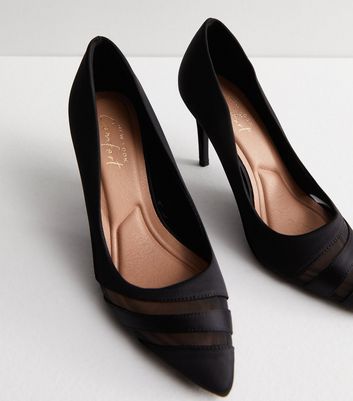 Black court shoes size 6 sale