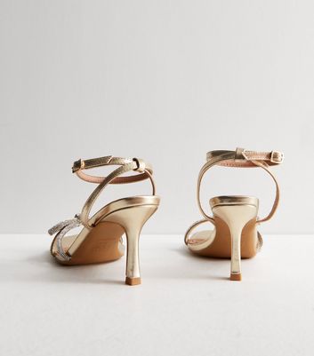 Gold hot sale bow sandals