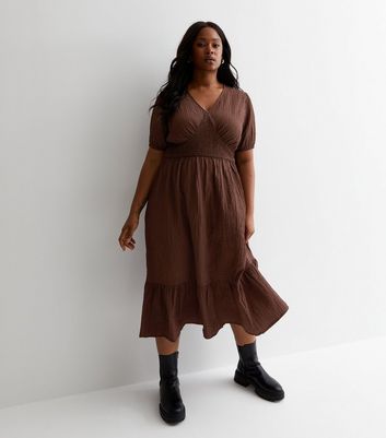 Plus size short shop sleeve midi dress