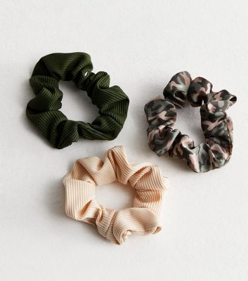 3 Pack Green Stone and Camo Print Scrunchies New Look