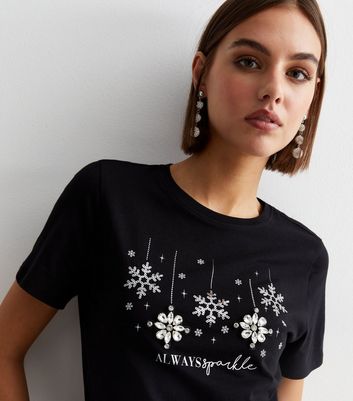 Snowflake store t shirt