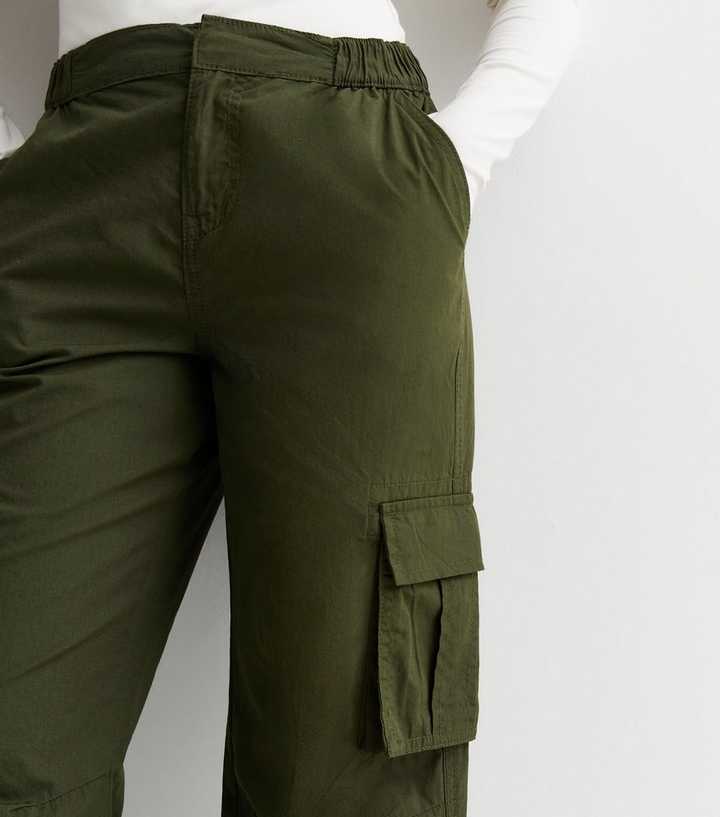 Girls Self Textured Cotton Green Parachute Cargo Trousers