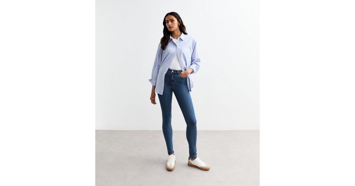 Tall Mid Blue Mid Rise Amie Skinny Jeans | New Look