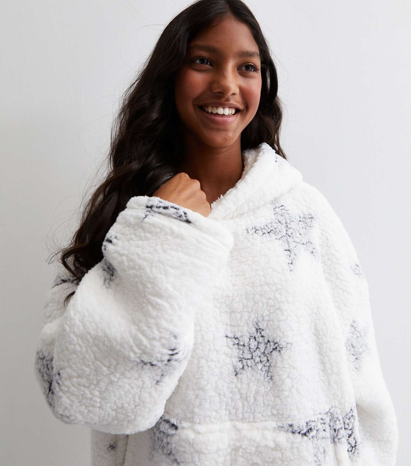 Girls White Star Print Fleece Oversized Blanket Hoodie Image 2