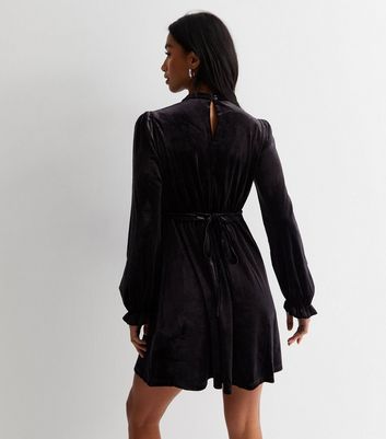 Black velvet mini dress long clearance sleeve