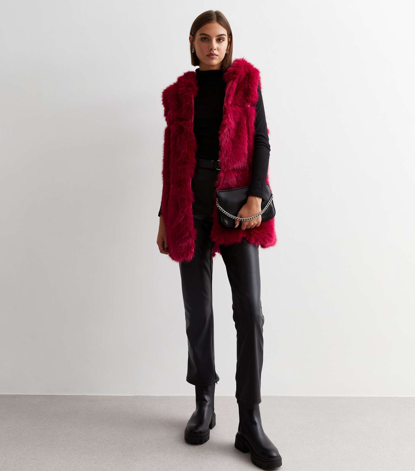 Gini London Red Faux Fur Hooded Gilet | New Look