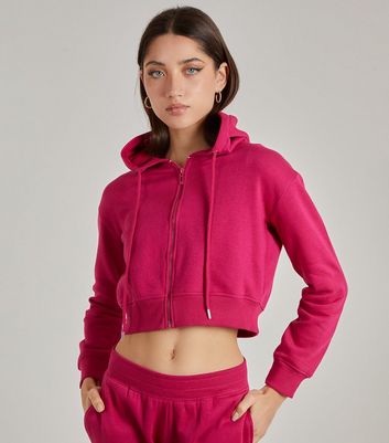 Hooded crop 2025