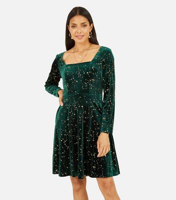 Mela Green Star Mini Skater Dress New Look