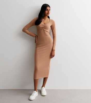 Camel Ribbed Ruched Front Midaxi Dress