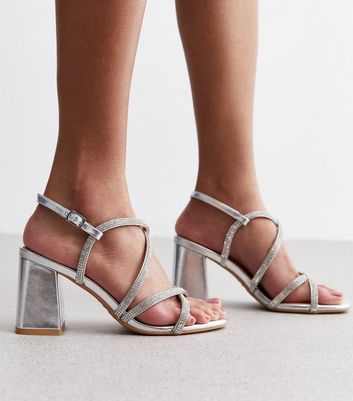 Wide fit hot sale strappy sandals