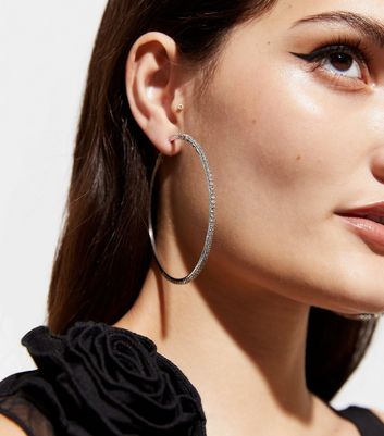 New deals look earrings