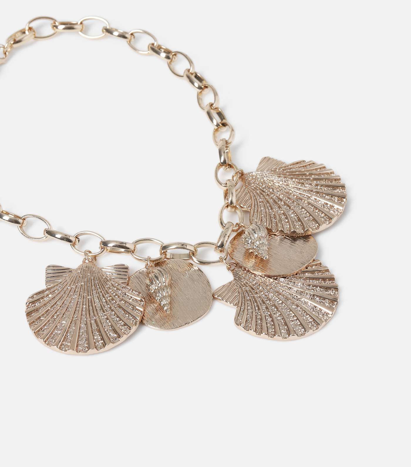 Freedom Gold Shell Charm Chain Necklace Image 2