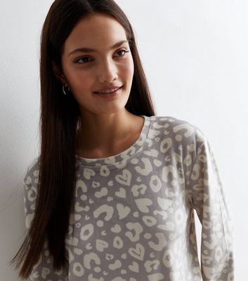 Light Grey Fleece Pyjama Sweatshirt with Animal Print New Look