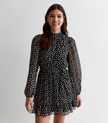 New look hotsell black spotty dress