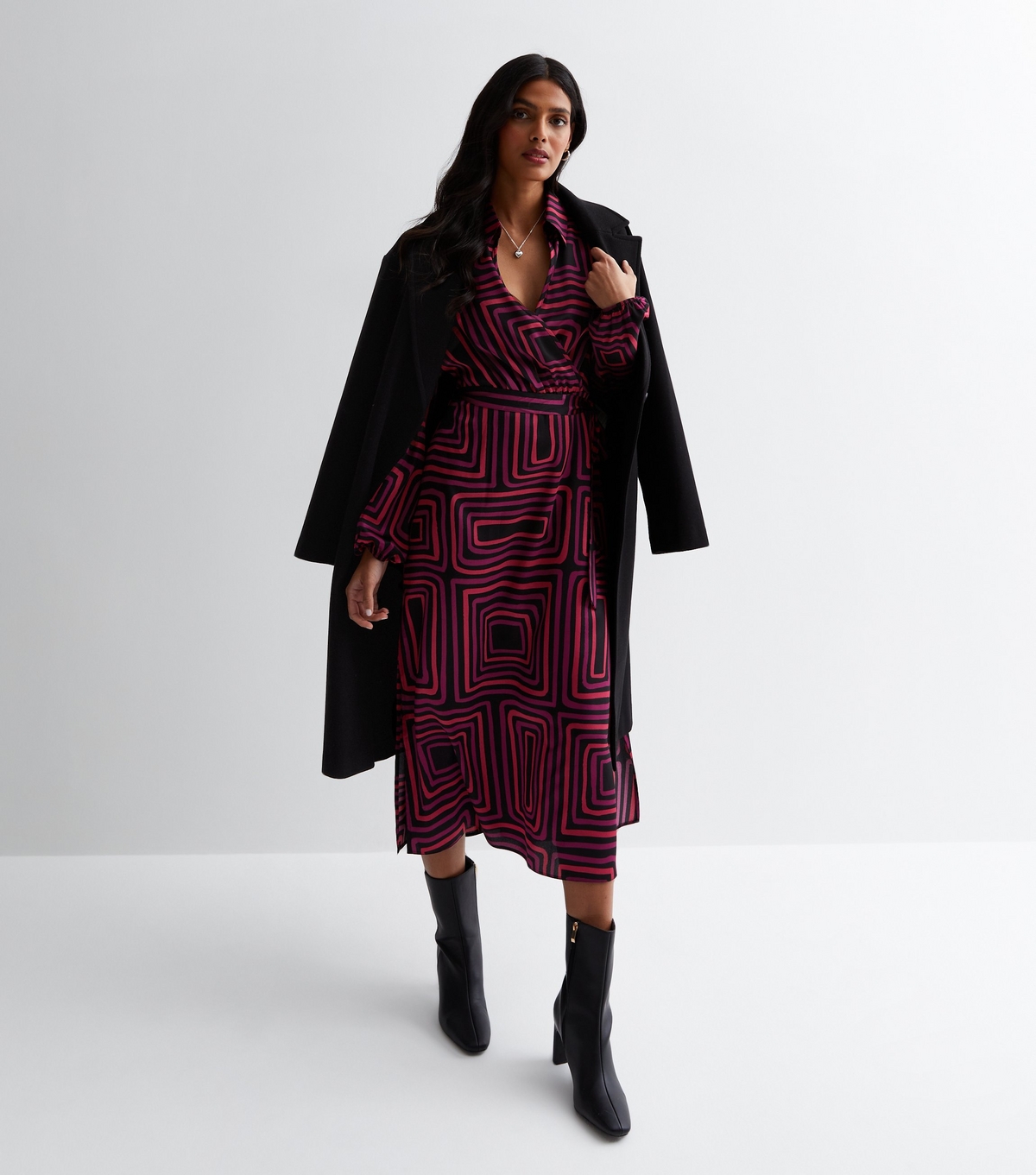Women's Black Square Print Satin Wrap Midaxi Dress New Look