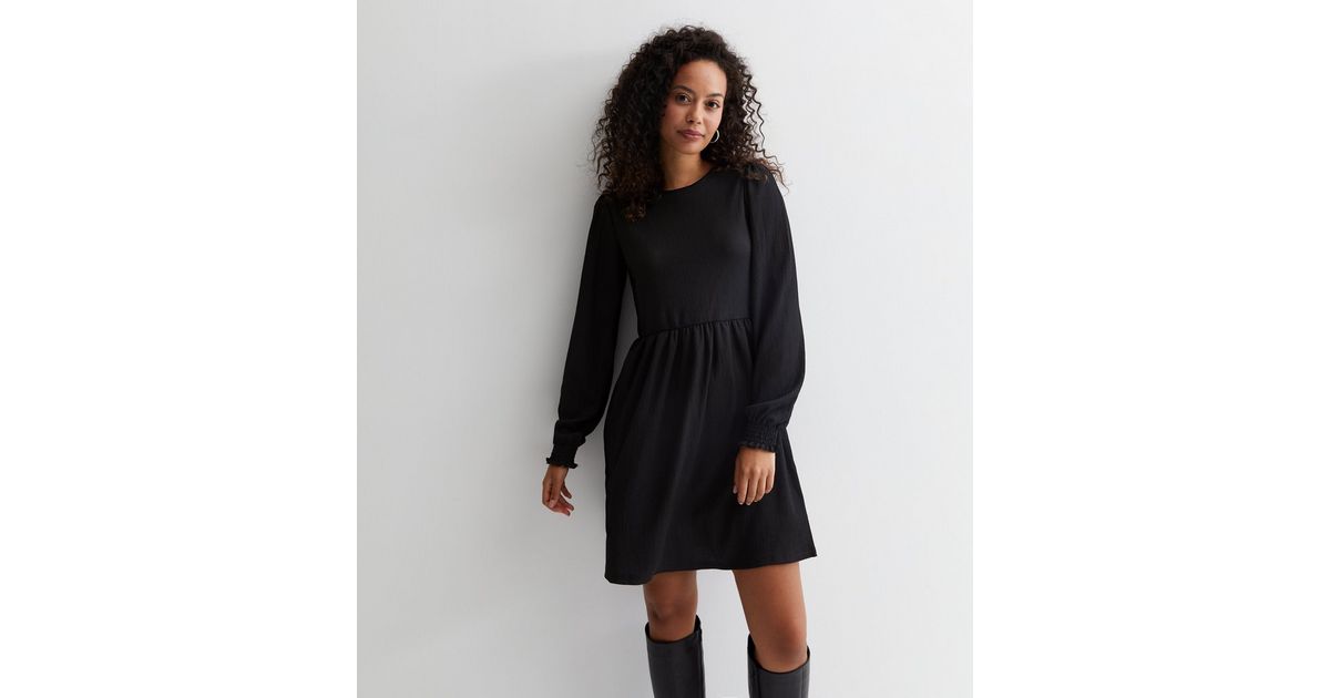 Tall Black Crinkle Jersey Mini Smock Dress | New Look