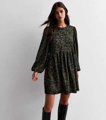 Green Animal Print Crinkle Jersey Smock Dress New Look