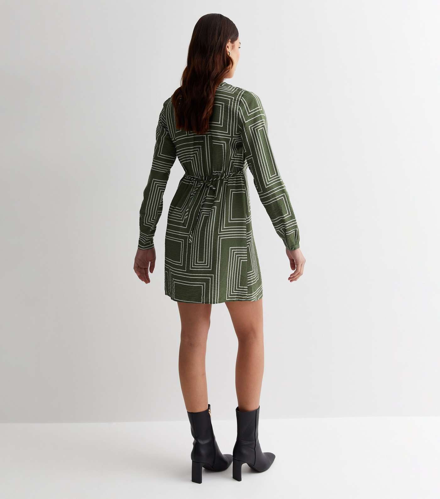 Tall Green Geometric Print Buckle Wrap Mini Dress Image 4