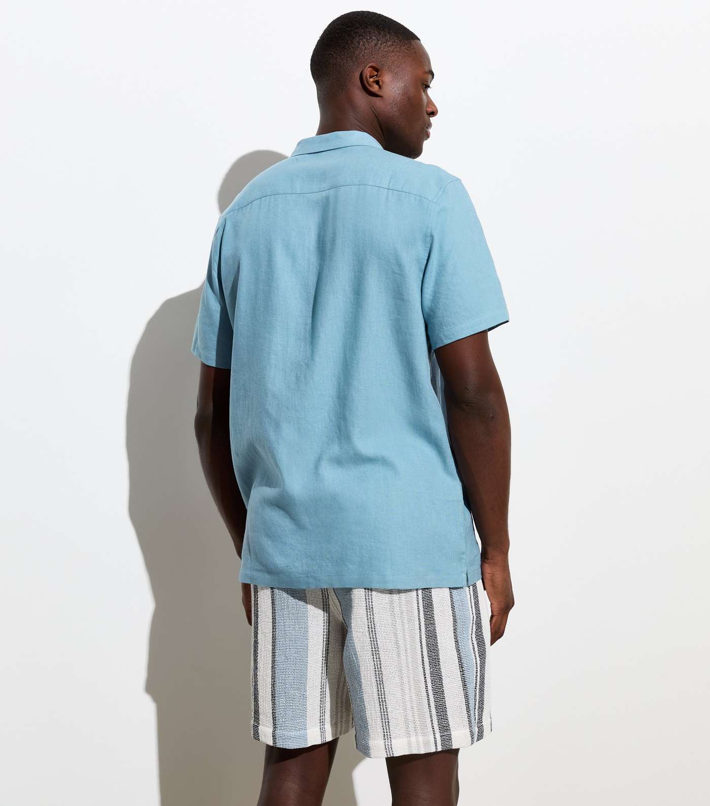Pale Blue Linen Blend Short Sleeve Shirt Image 4
