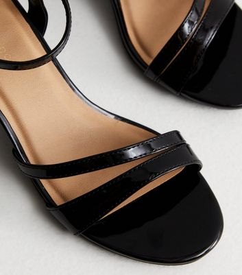 Black patent best sale sandals low heel