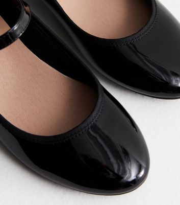 Black patent leather ladies shoes online