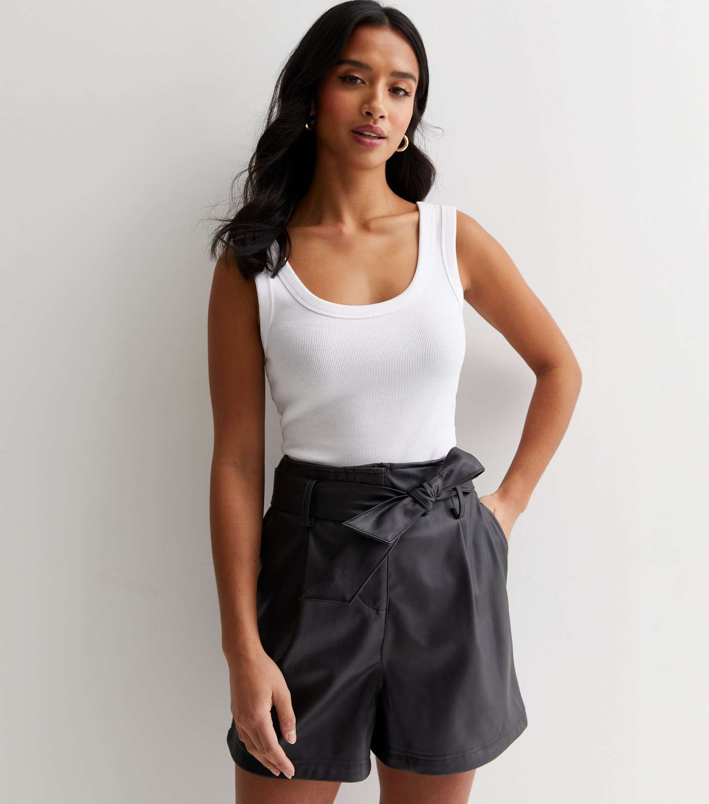 Petite Black Leather-Look Belted Shorts Image 2