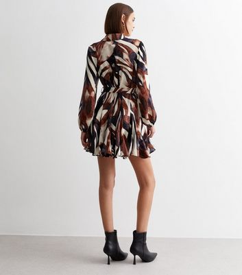 Cameo Rose Brown Abstract Print Long Sleeve Mini Dress New Look