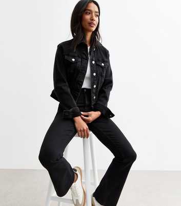 Petite Washed Black Waist Enhance Quinn Bootcut Jeans
