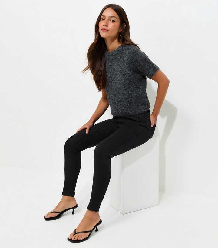 Petite Black Jenna Skinny Jeans