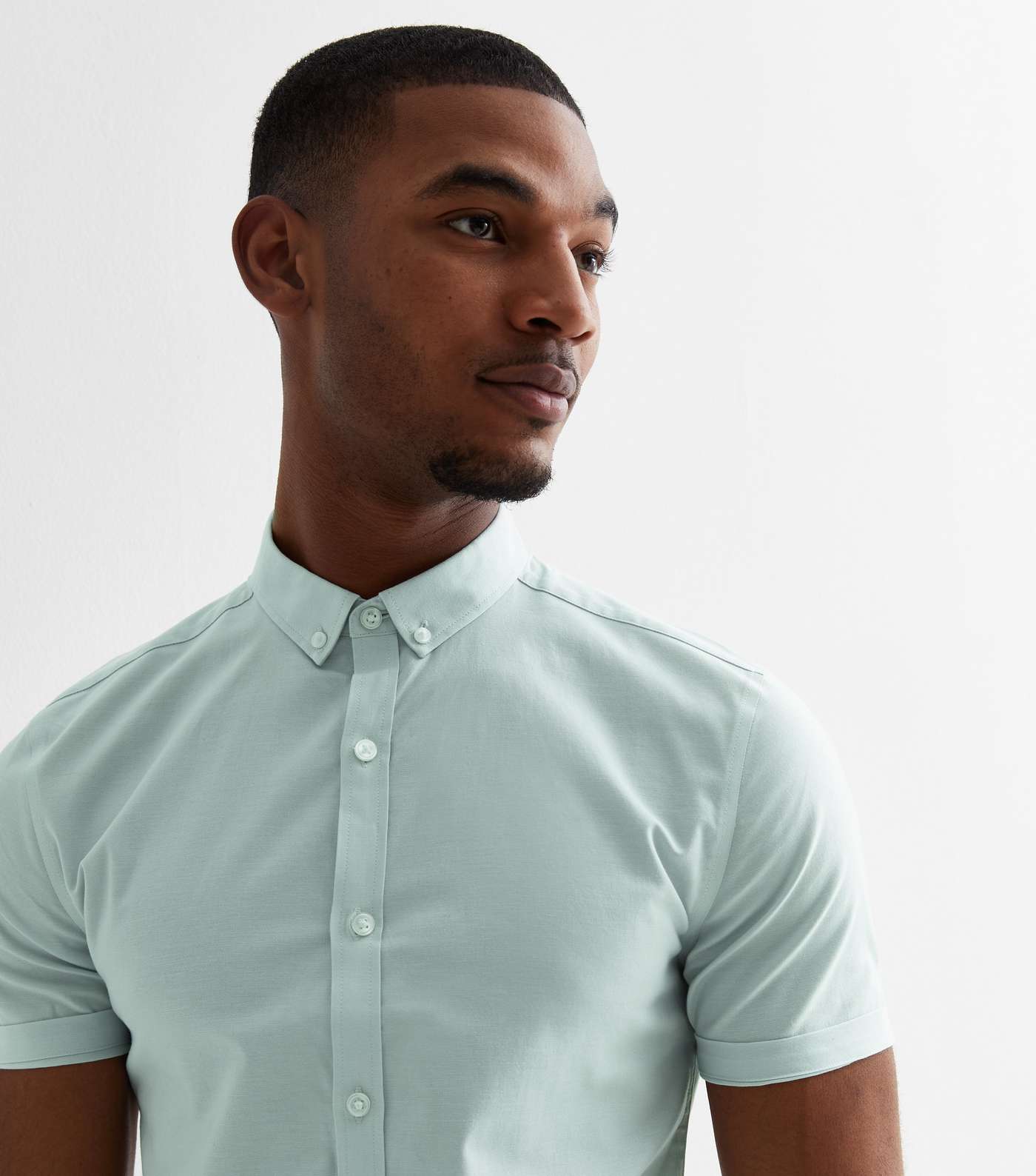 Pale Blue Short Sleeve Muscle Fit Oxford Shirt