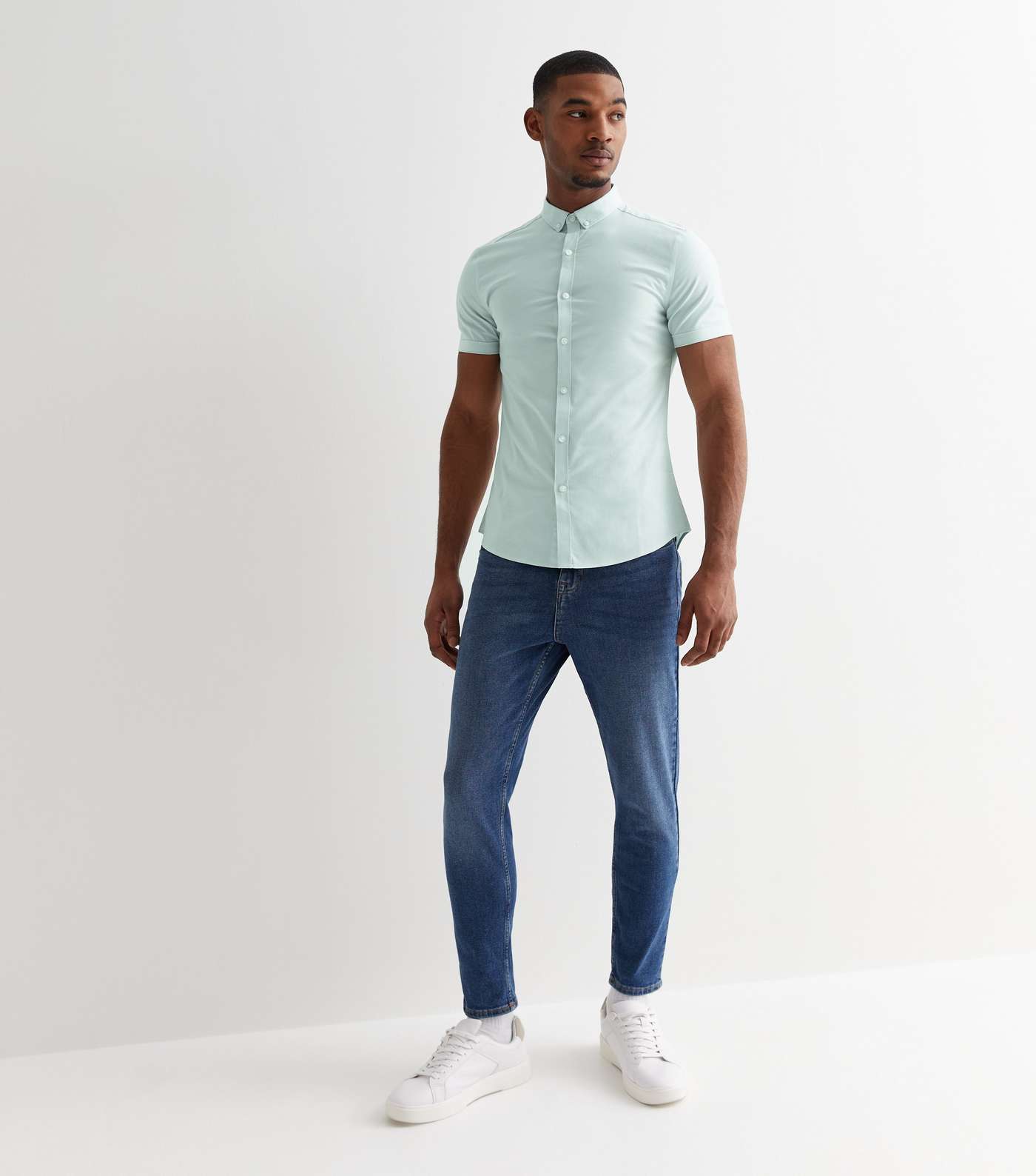 Pale Blue Short Sleeve Muscle Fit Oxford Shirt Image 3