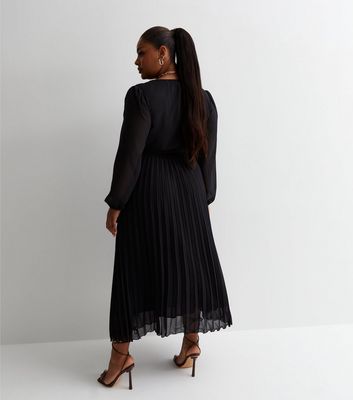 Curves Black Chiffon Pleated Wrap Midaxi Dress | New Look