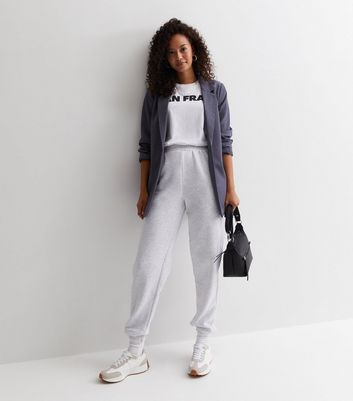 Womens grey joggers store outfit