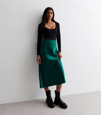 Green satin shop skirt outfit