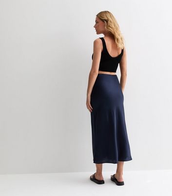 New look petite satin hotsell midi skirt in navy