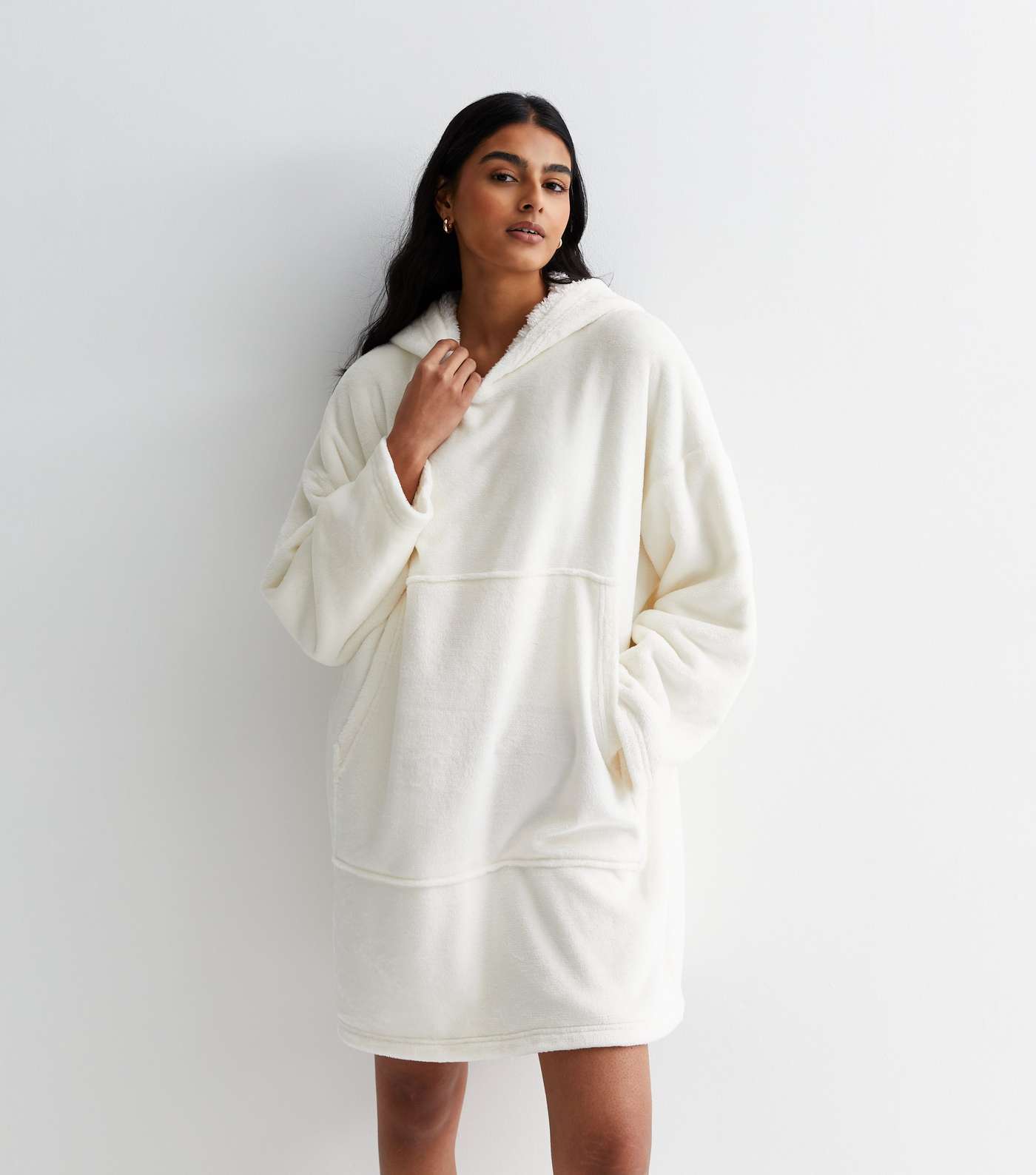 Off White Fleece Blanket Hoodie Image 2