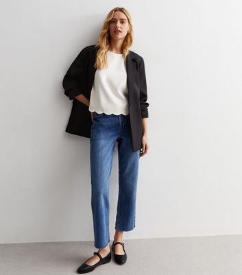 Off White Crepe Scallop Hem Blouse New Look
