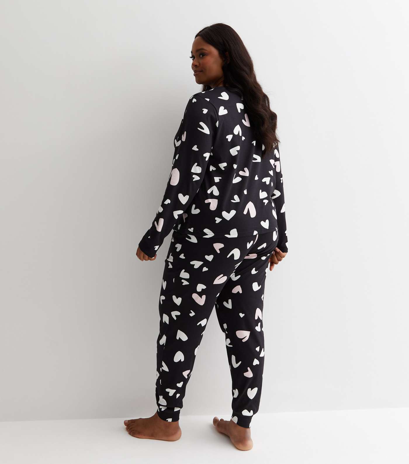 Curves Black Cotton Jogger Pyjama Set with Heart Print Image 5