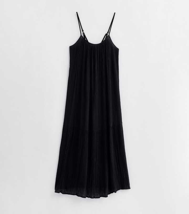 Black Crinkle Tiered Maxi Beach Dress | New Look