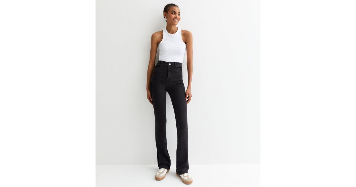 Tall Washed Black Waist Enhance Quinn Bootcut Jeans | New Look